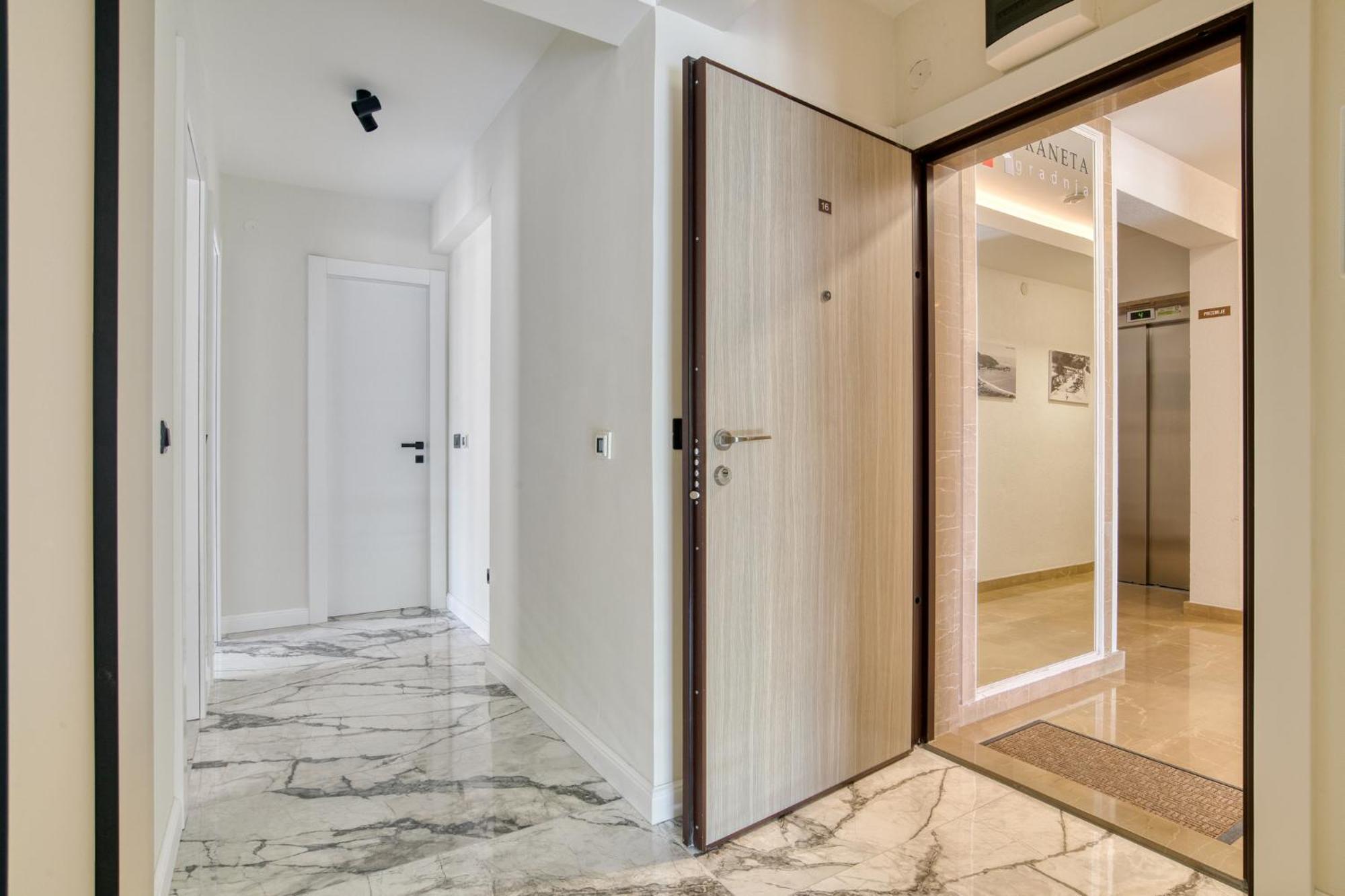 Ap Royal Oak - 2 Bedroom Apartment In Budva Zewnętrze zdjęcie